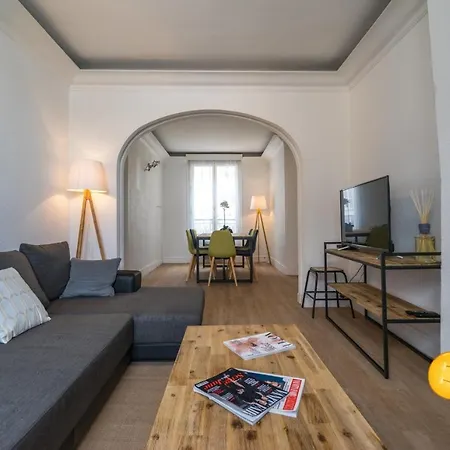 Tour Eiffel Family - Ménage Pro, Climatisation, Wifi *