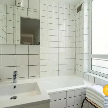 Tour Eiffel Family - Ménage Pro, Climatisation, Wifi