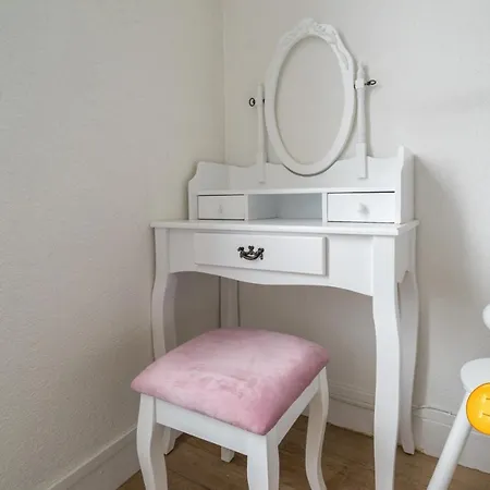 Tour Eiffel Family - Ménage Pro, Climatisation, Wifi Appartement